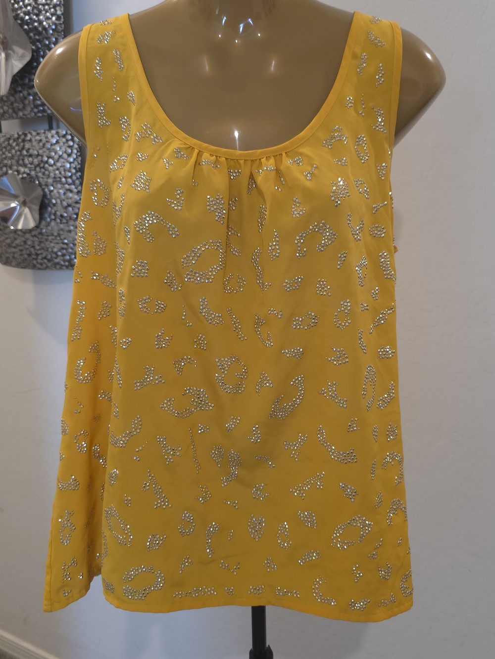 Jennifer Lopez Womens Tank Top Size L Yellow Embellished Animal Print